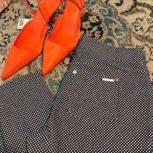 Michael Kors pull on light weight casual slacks.(leggings)